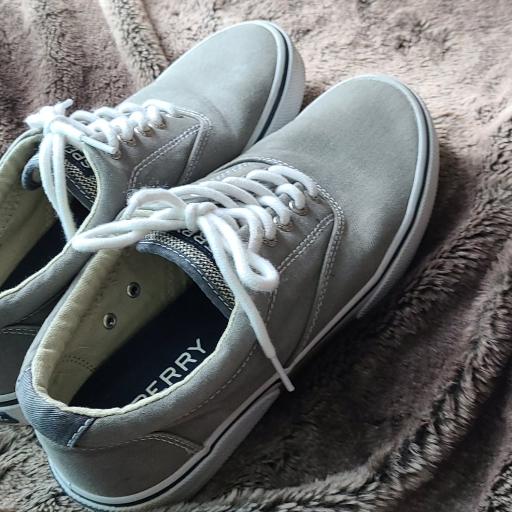 Sperry Top-siders